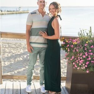 Club L London
Dark Green Halter-Neck Maxi Dress